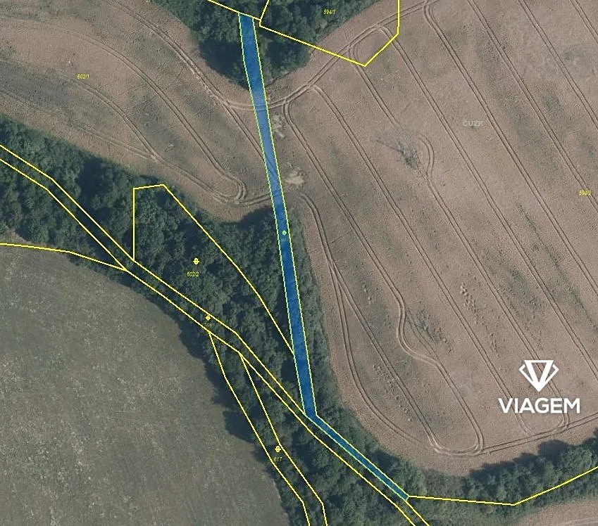 Prodej pole 926 m²
